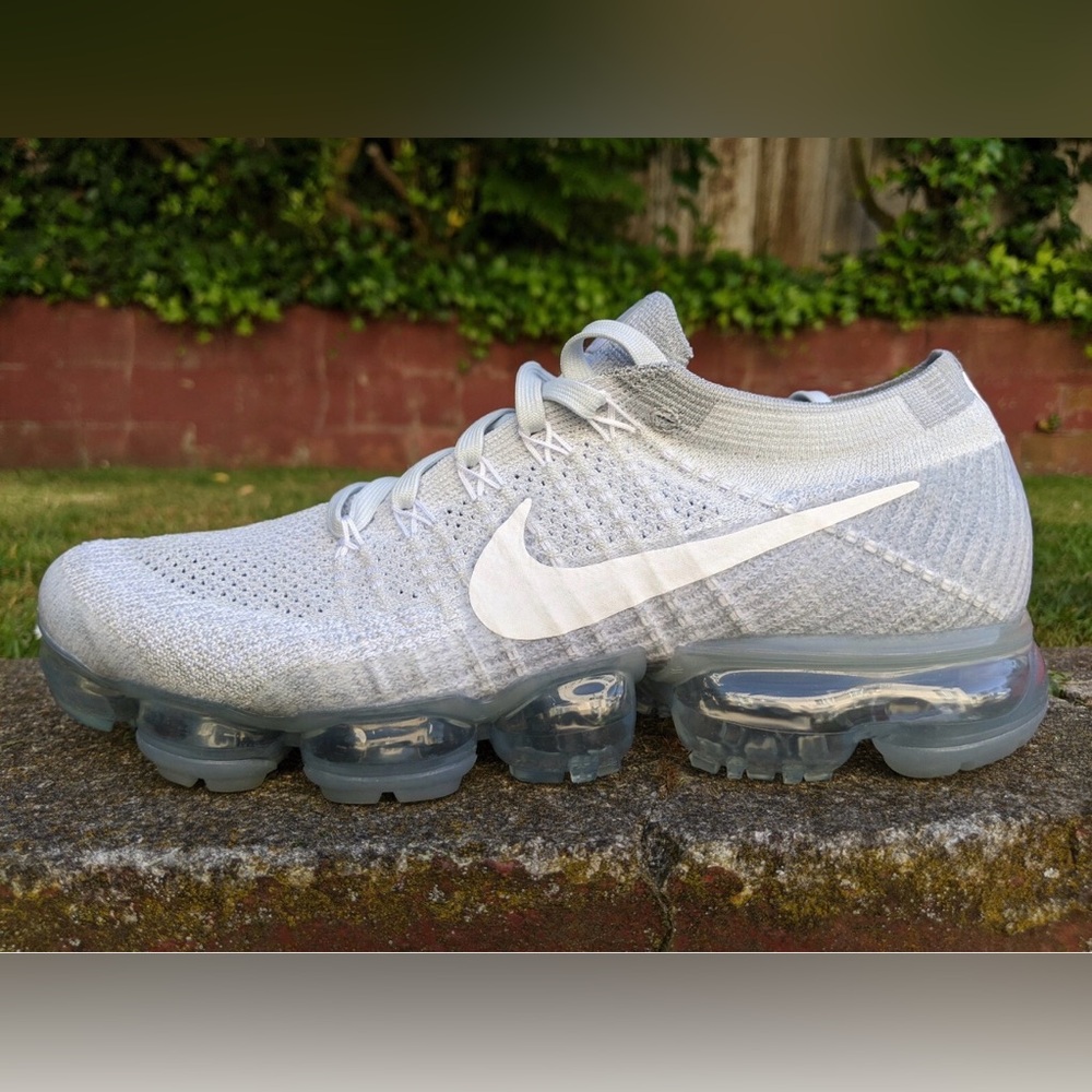 Nike vapormax  Light Gray Flyknit Vapormax Shoes